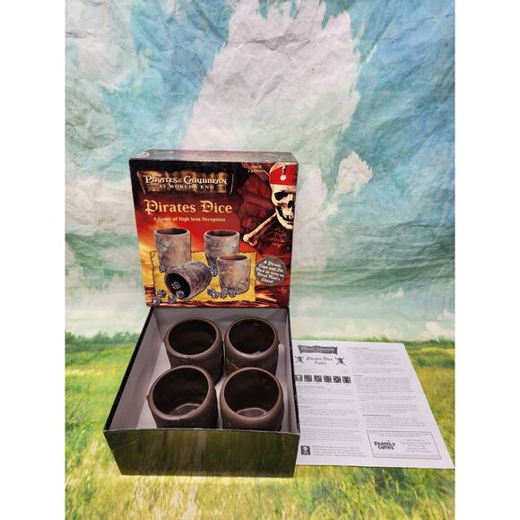 2006 Pirates of the Caribbean Dead Man's Chest Pirate Dice Game Disney COMPLETE - Picture 2 of 4